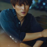 Ji Sung (3)