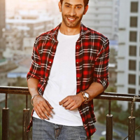 Sahil Uppal1