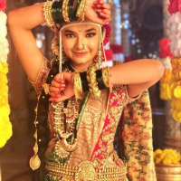 Anushka Sen13