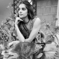 Sanam Saeed5