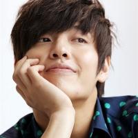 Kang_Ha_Neul_18