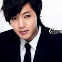 Kim_Hyun_Joong_24