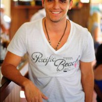 Bruno Gissoni  _12