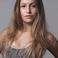 Carla Diaz_1