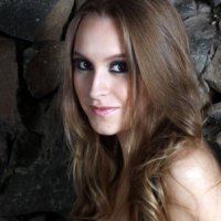 Carla Diaz_1