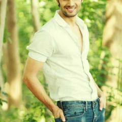 Aham_Sharma_12