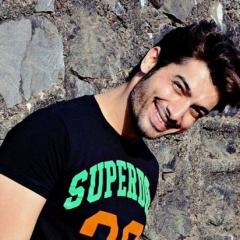 Sharad_Malhotra_22