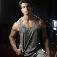 Karan_Singh_Grover_12