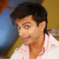 Karan_Singh_Grover_27
