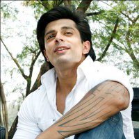 Karan_Singh_Grover_56