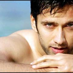 Nakuul_Mehta_16