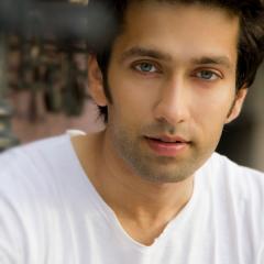 Nakuul_Mehta_23