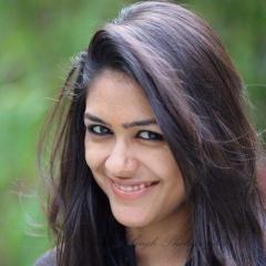 Mrunal_Thakur_6