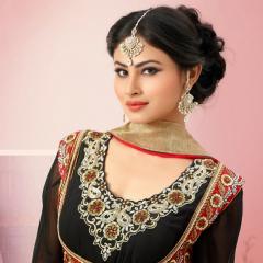 Mouni Roy_31