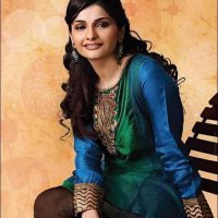 Prachi_Desai_10