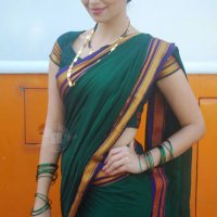 Roshni_Chopra_14