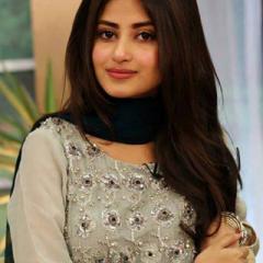 Sajal_Ali_19