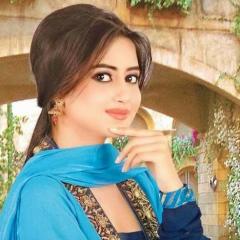 Sajal_Ali_21