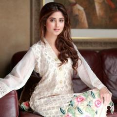 Sajal_Ali_33