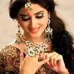 Sajal_Ali_38