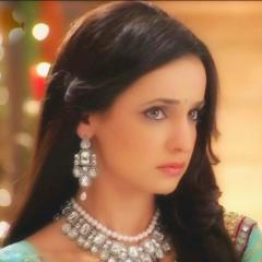 Sanaya Irani