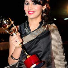 Sriti Jha_26