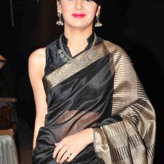 Sriti Jha_27
