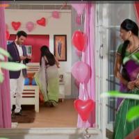 Iss Pyaar Ko Kya Naam Doon?...Ek Baar Phir_11