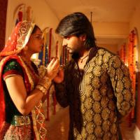 Gunahon Ka Devta_12