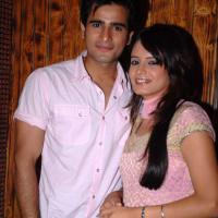 Love Ne Mila Di Jodi_11