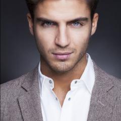 Maxi Iglesias
