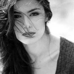 Anna Valle