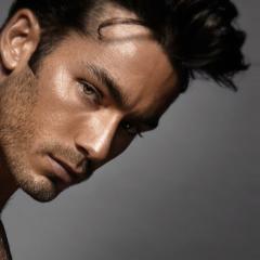 Aaron Diaz