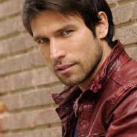 Rafael Amaya_17