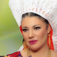 Alejandra Avalos_10