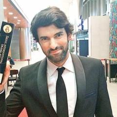 Engin_Akyurek_14