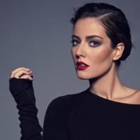 Pelin_Akil_2