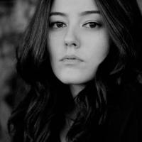 Pelin_Akil_5