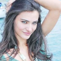 Saadet-Aksoy_18