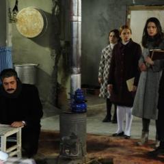 Oyle_Bir_Gecer_Zaman_Ki_5