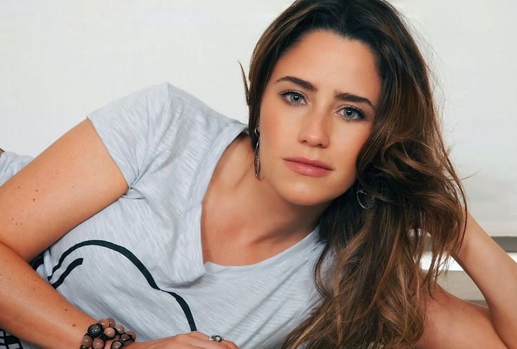 Фернанда Васконселлос, Fernanda Vasconcellos, Фернанда Васконселлос бразильская актриса.