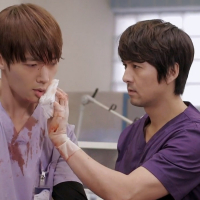 Emergency Couple (4)