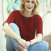 Farah Zeynep Abdullah11