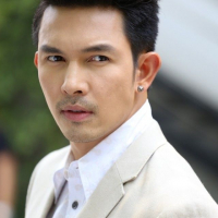 Atichart Chumnanont (3)