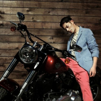 Wallace Huo (12)