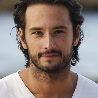 Rodrigo Santoro5