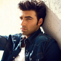 Jencarlos Canela10