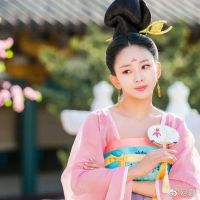 Mengfei Comes Across (5)