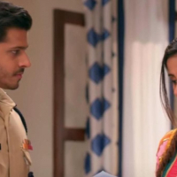 Gum Hai Kisi Ke Pyar Mein4