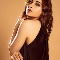 Niyati Fatnani14